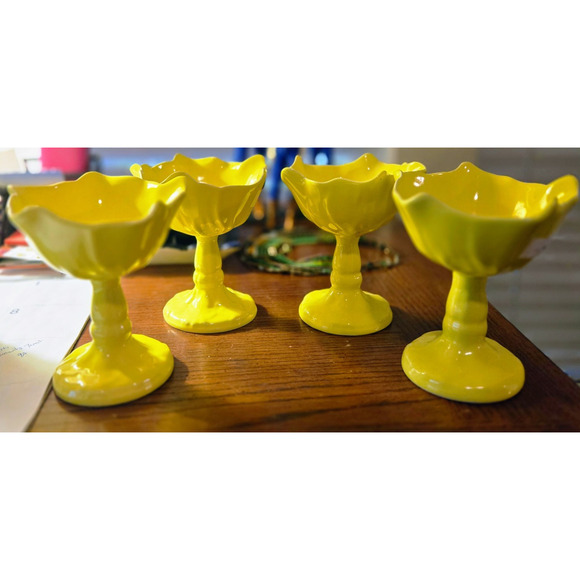 Vintage Yellow Martan Portugal Pottery Flower Compotes Set of 4 - Picture 5 of 14